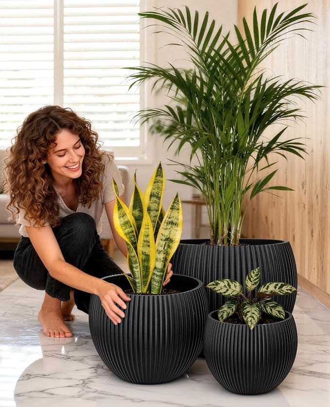 homenote Flower Pots 14.5/12/9.7 Inch,Large Plant Pots Indoor with Drainage,Plastic Pots for Plants,Garden Pots for Outdoor,Large Planters for Indoor Plants,Big Plastic Planter(3 Pcs)