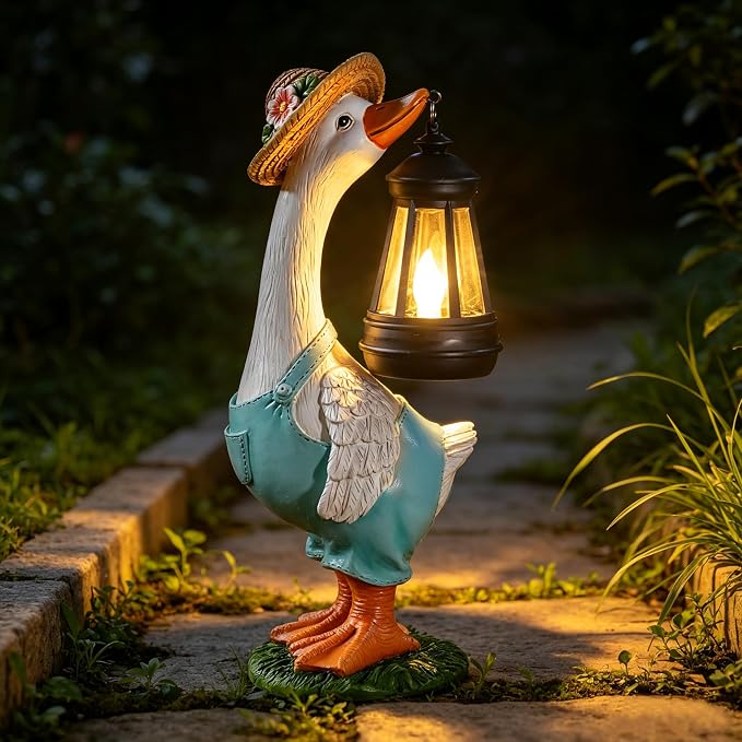 Solar Garden Outdoor Statues Goose, Goose Outdoor Lawn and Garden Statue, Lawn Decor Statue for Patio, Balcony, Yard Ornament - Gifts for Mom Grandma Women
