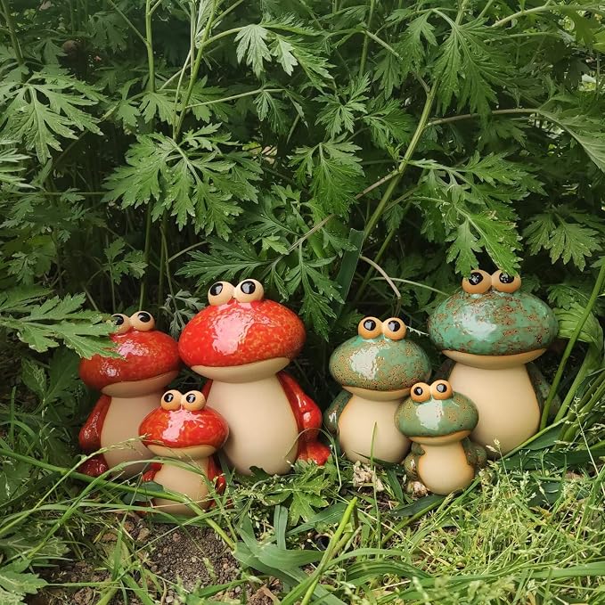 Frog Statues for Garden, Ceramic Frog Garden Decor for Outside, Cute Outdoor Yard Decorations Set of 3, Yard Decorations Gifts for Women, Mom, Grandma, Family and Friends(Red)