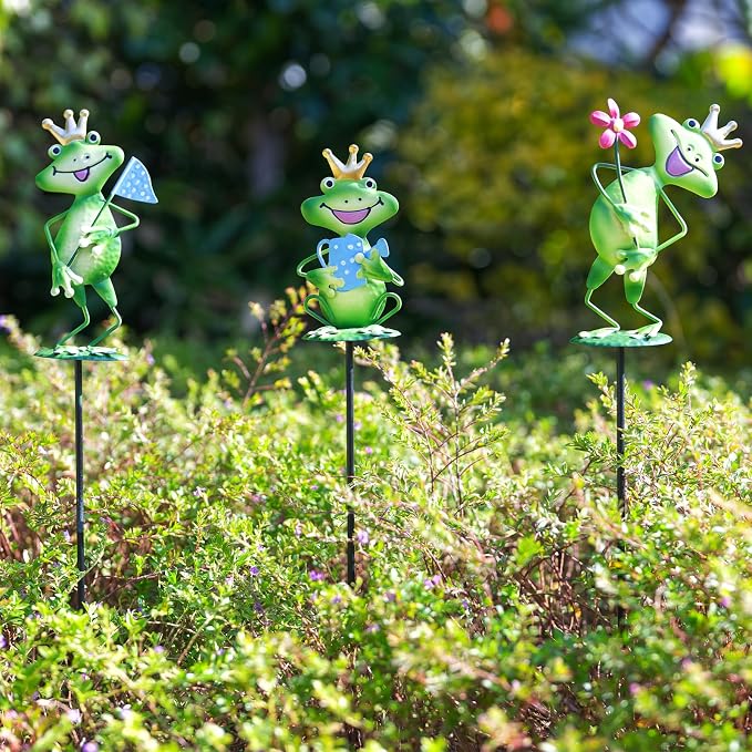 3 Pack Metal Garden Stakes, 21" Frog Garden Stakes for Spring Decor, Metal Yard Art for Outdoor & Outside Lawn Patio Pathway Decoration