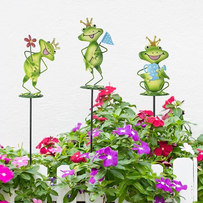 3 Pack Metal Garden Stakes, 21" Frog Garden Stakes for Spring Decor, Metal Yard Art for Outdoor & Outside Lawn Patio Pathway Decoration