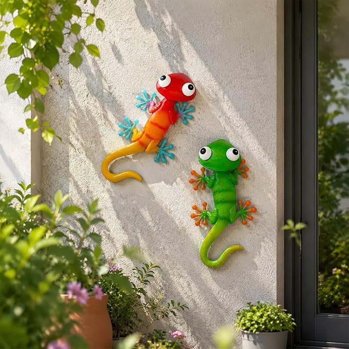 HONGLAND Gecko Metal Wall Art- 15 Inch 3D Lizard Wall Decor Outdoor Garden Sculptures & Statues with Free-Adjustable Head, 2 Pack Yard Decorations for Garden Fence Home