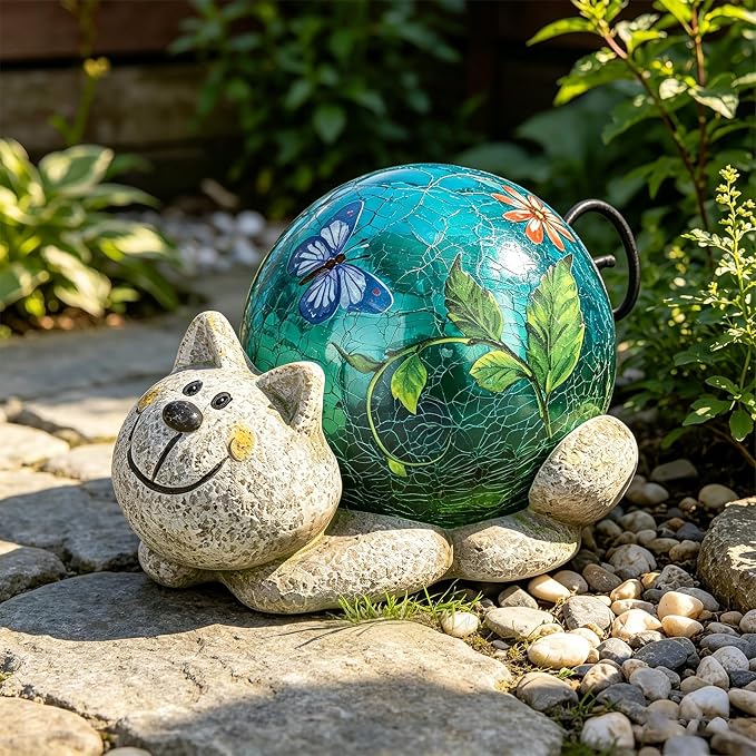 Solar Garden Statues Outdoor Decor - Cat Outdoor Statues with Solar Lights Resin Cat Sculptures for Yard Art Lawn Ornaments, Valentines Day Gifts, Housewarming Garden Gifts