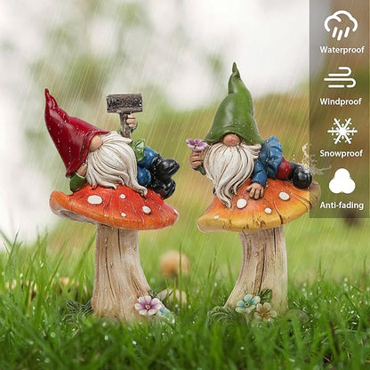 TERESA'S COLLECTIONS Resin Statues for Yard, Set of 2 Cute Garden Gnomes on Mushroom Statues for Outdoor Patio Porch Lawn, Ideal Gift for Dad Mom Birthday, Outside Decor Housewarming Gifts, 7"