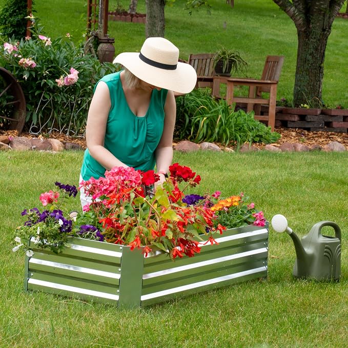 Sunnydaze Galvanized Raised Garden Bed - Outdoor Planter Box for Backyard or Patio - Steel Metal Raised Bed for Gardening Vegetables, Flowers, Herbs - 47 x 23 x 12 in - Silver - Rectangle