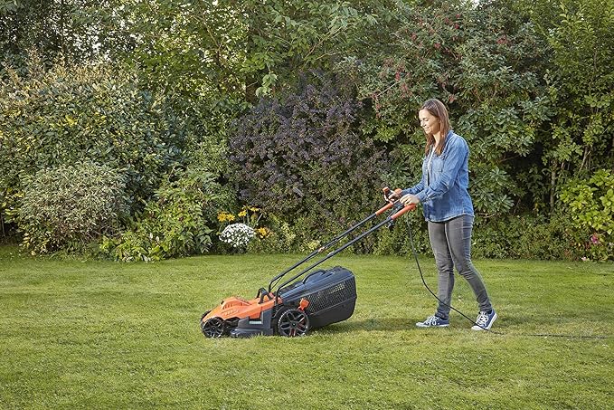 BLACK+DECKER BEMW461BH-QS 1400W Electric Lawnmower 34cm 6 Adjustable Heights 20, 30, 40, 50, 60 and 70mm Ideal for 300 to 400 m²