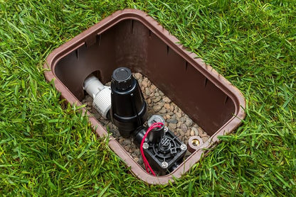 Hunter PCZ10140 Drip Irrigation Kit, 1 in. Valve, Filter, 40 PSI Regulator | Drip irrigation control kit with 1 in. PGV valve, 150-mesh filter, 40 PSI regulator, 3/4 in. outlet, and 0.5-15 GPM flow