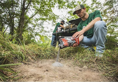 Evolved HABITATS Deer Cane Black Magic Deer Mineral Attractant - Fast & Easy to Use All Year-Round Hunting Powder Mix Mineral Food Supplement with Natural Molasses Flavors