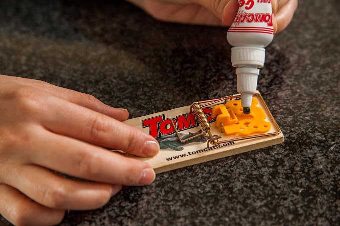 Tomcat Wooden Mouse Traps - Disposable Non-Chemical Mouse Trap for Homes,Garages and Basements,4 Count (Pack of 3)