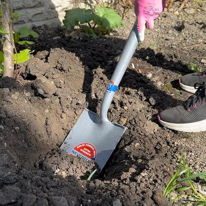Spear & Jackson 1180NB Neverbend Carbon Steel Digging Spade, Gray, 98.5 x 18.5 x 8 cm