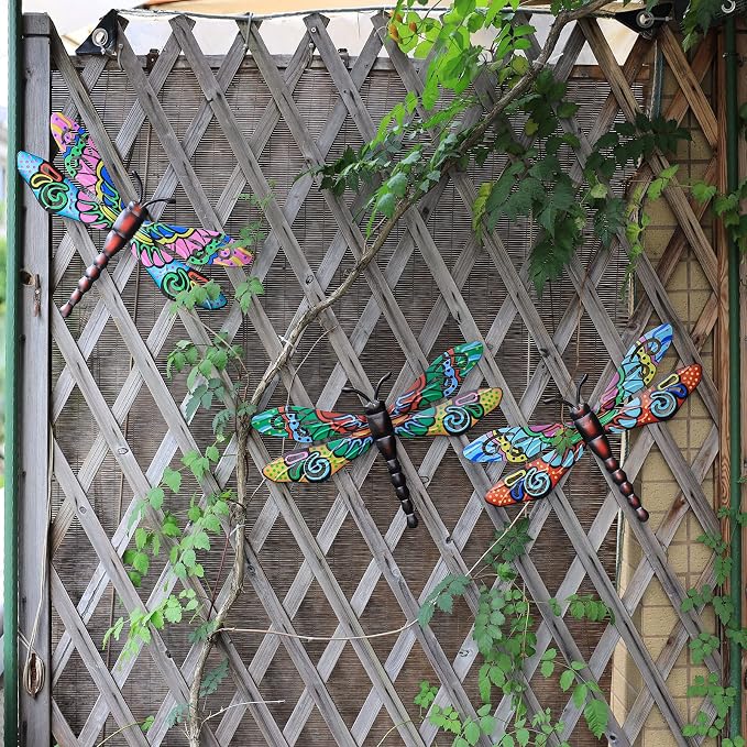 Metal Dragonfly Wall Decor，Outdoor Patio Fenxce Wall Art,Hanging Decorations for Living Room, Bedroom, 3 Pack