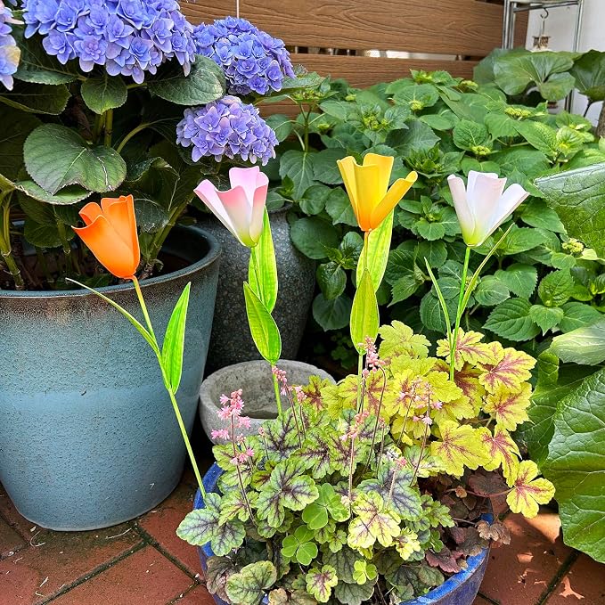4pack Flower Garden Stake Decor, Rustic Metal Tulips Floral Stake Yard Art Ornament Outdoor Spring Decor, Garden Flowers Stick for Patio Lawn Yard Pot Decoration