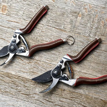 FELCO 8 ELITE Pruning Shears – 8.3" Swiss-Made Garden Clippers with Leather-Wrapped Handle for Large Right Hand | Hand Pruners for Gardening | Garden Tool Cutter with Bypass Blade, Carbon Steel