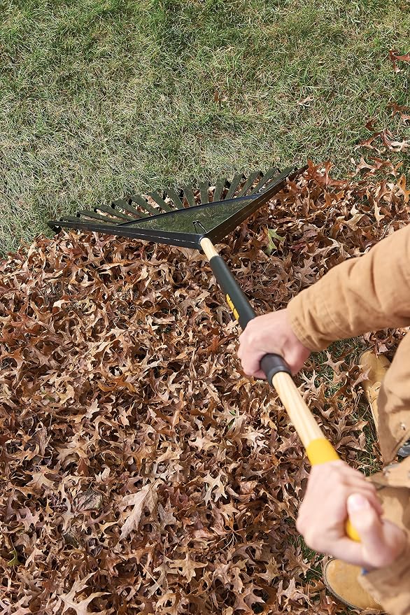 True Temper 20212011 Clog Free Leaf Rake with Hardwood/Steel Handle, 30 in. for Leaves, Grass, Clippings, Twigs, Pine Needles, Acorns, Debris,Black